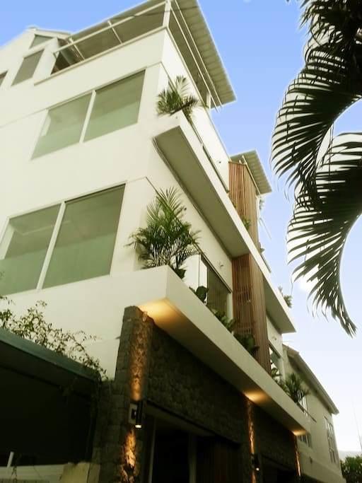 Flora Apartment Bali Seminyak Exteriör bild